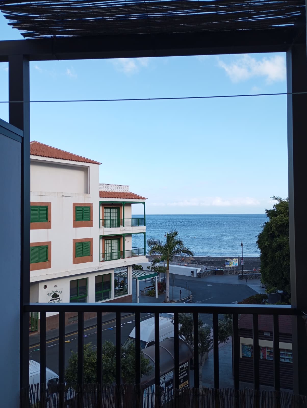 a22f2b65-cda8-4bee-a628-5224b00a2e1d