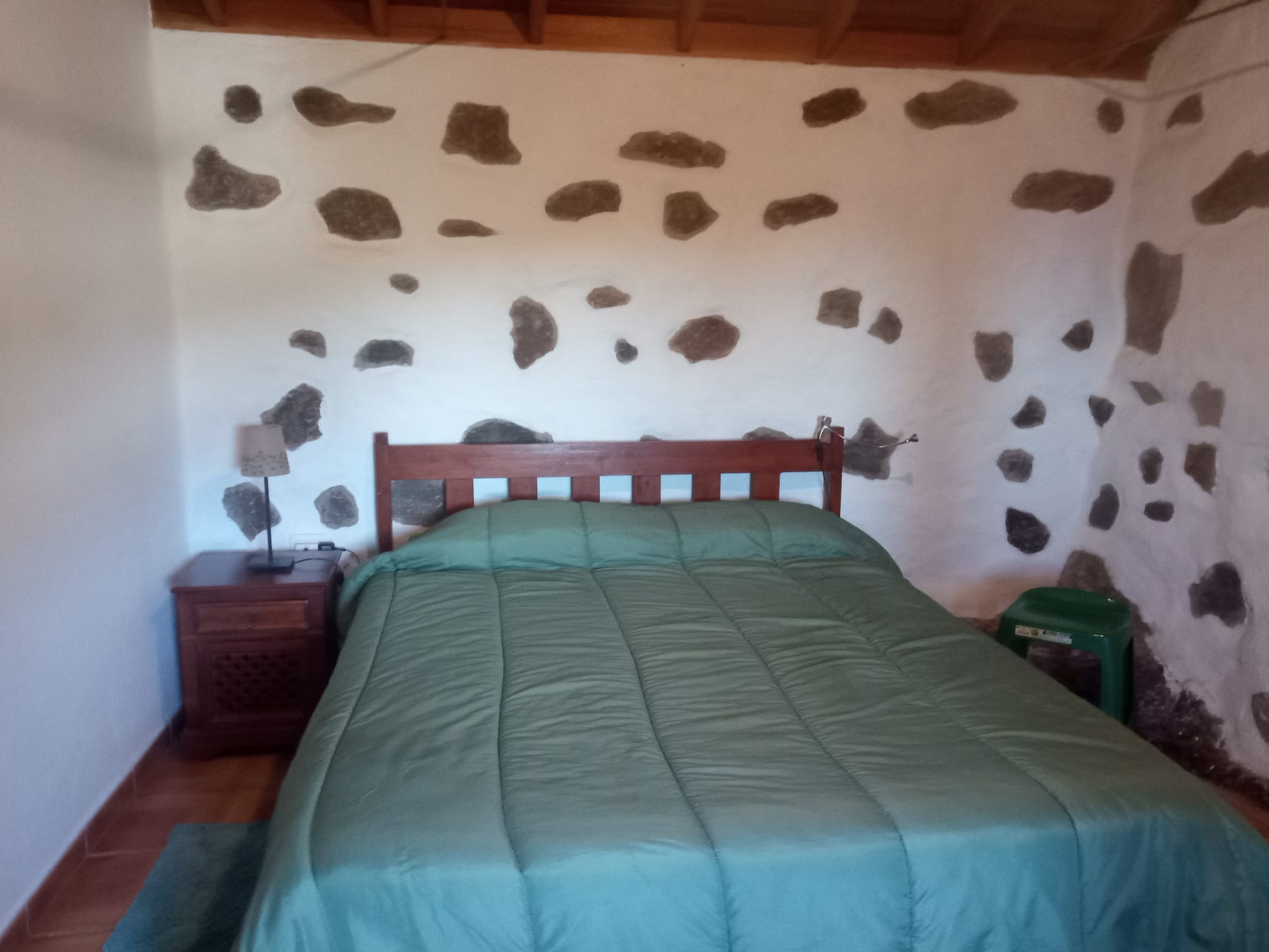 b8fddc46-e760-4645-9e6b-21e12567525c