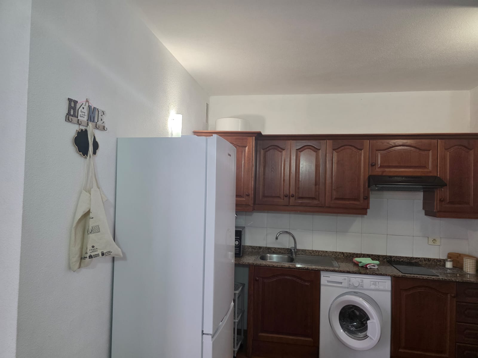 0227bc6d-7351-4dcf-8bce-5f23a296184b