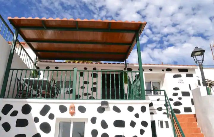 4a5e999e-d898-416a-b723-cb039e95a2d8