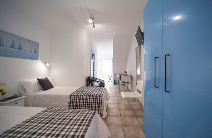 256c1672-e619-44c1-b46e-09cecd3269b3