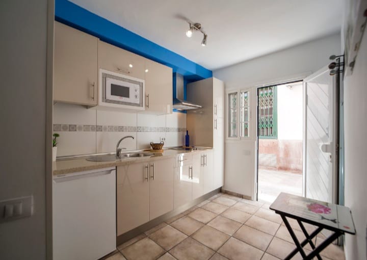 3e53773c-0122-4347-8eab-c80b61f9bae3