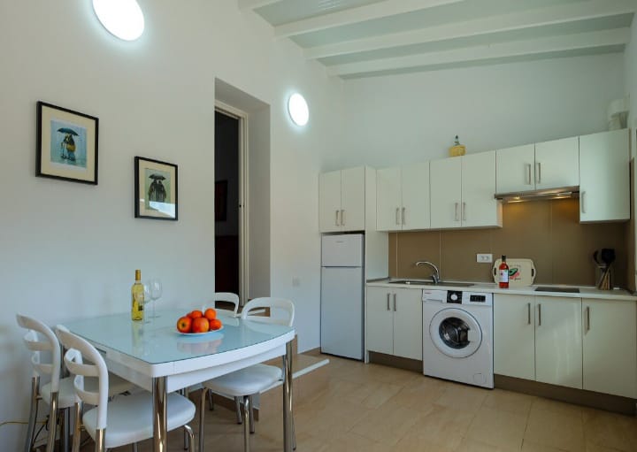 6955d255-ca1f-4c1a-b5d4-a0be1c4163f5