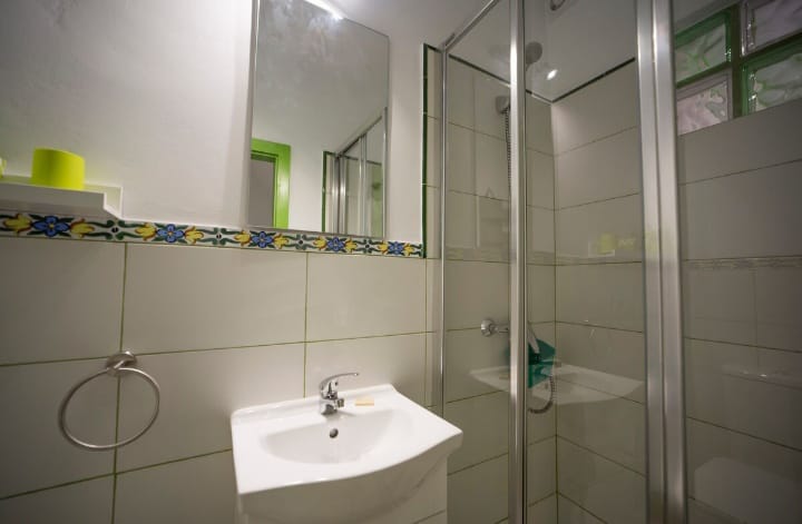 6b0a62d5-222e-4bd6-915f-93eb239e5261