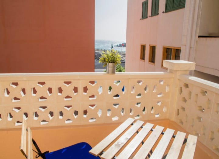 d08e3ff6-4927-4088-a2df-63f0b1746558