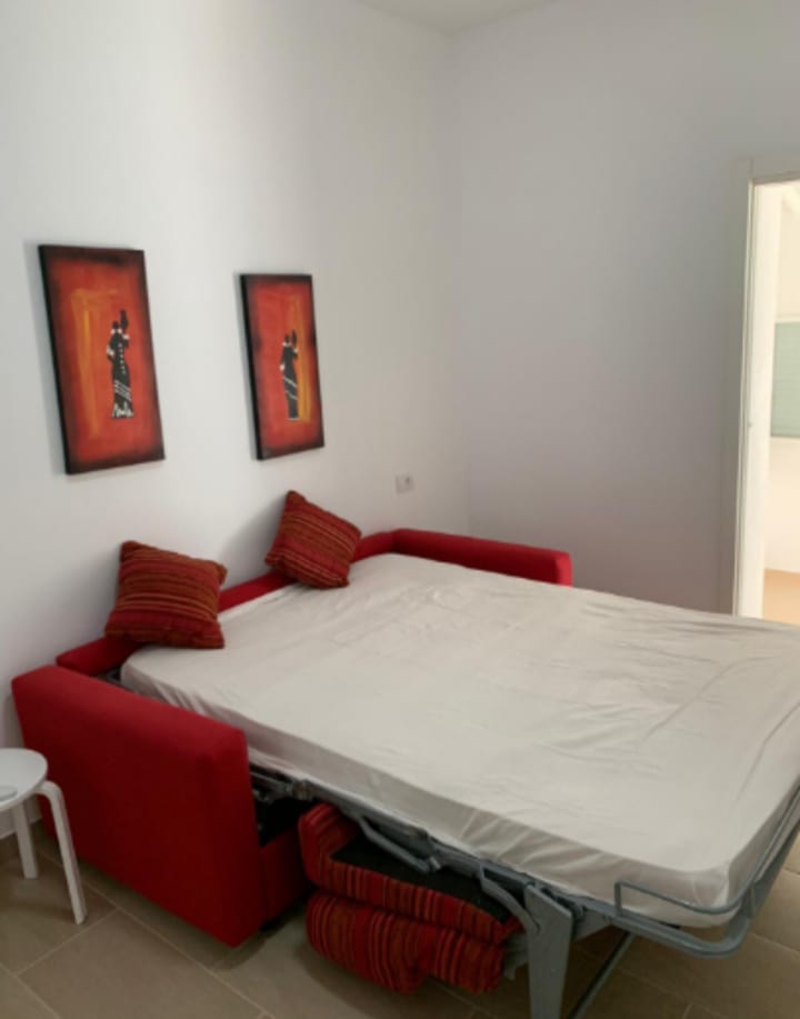 d9c7e00e-4228-41c3-978f-ac35271b7e91