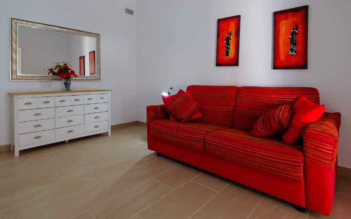 ddd6f55e-3bcb-4c61-992e-bd374a29cfb1