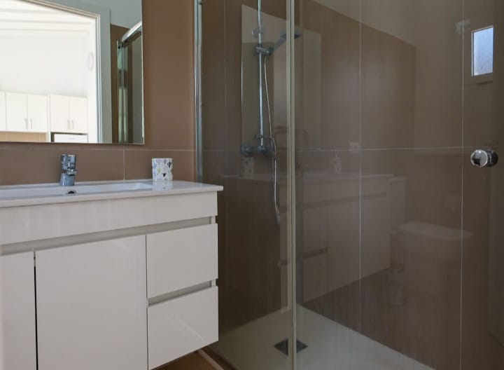 e170ad77-34c6-47da-afdc-f4493ded17c7