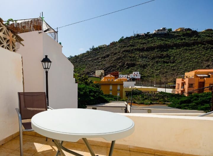 f01e2df1-aecb-4ceb-ba43-b18eda556794