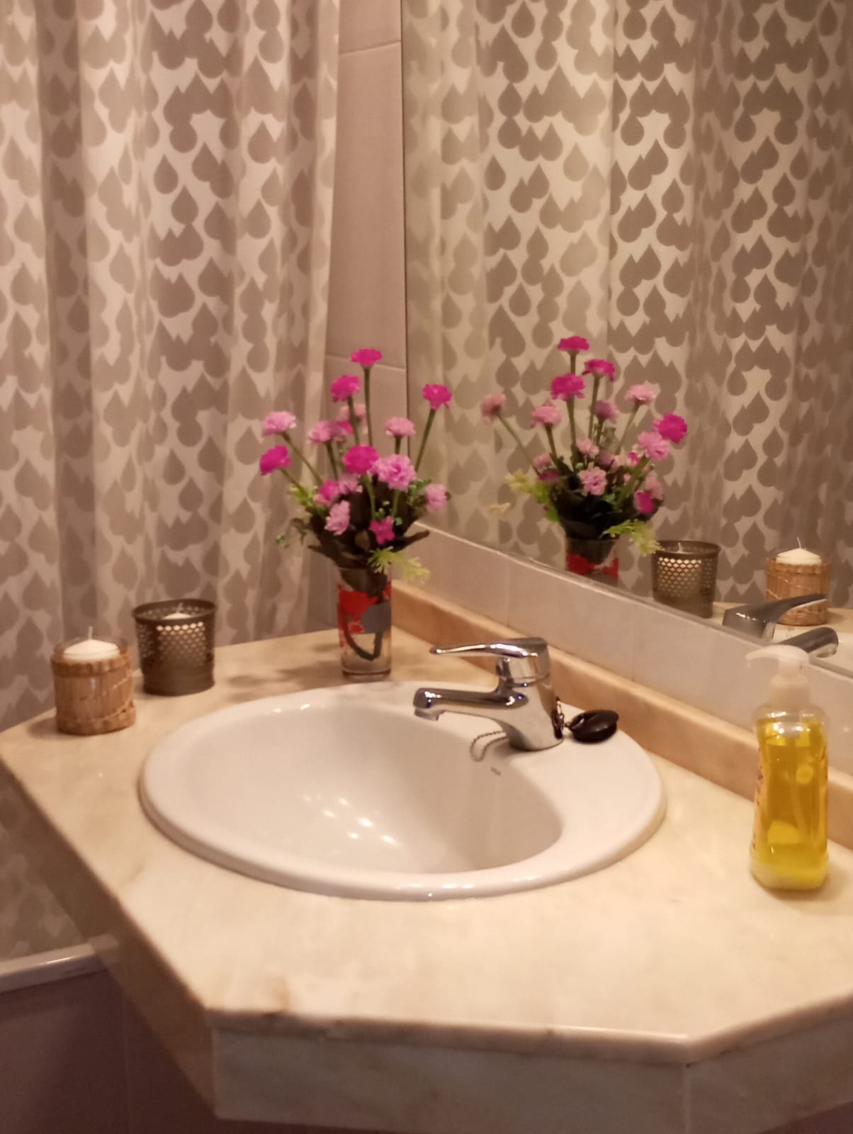 304ca99d-08ff-4ede-b209-034ca8c823e0