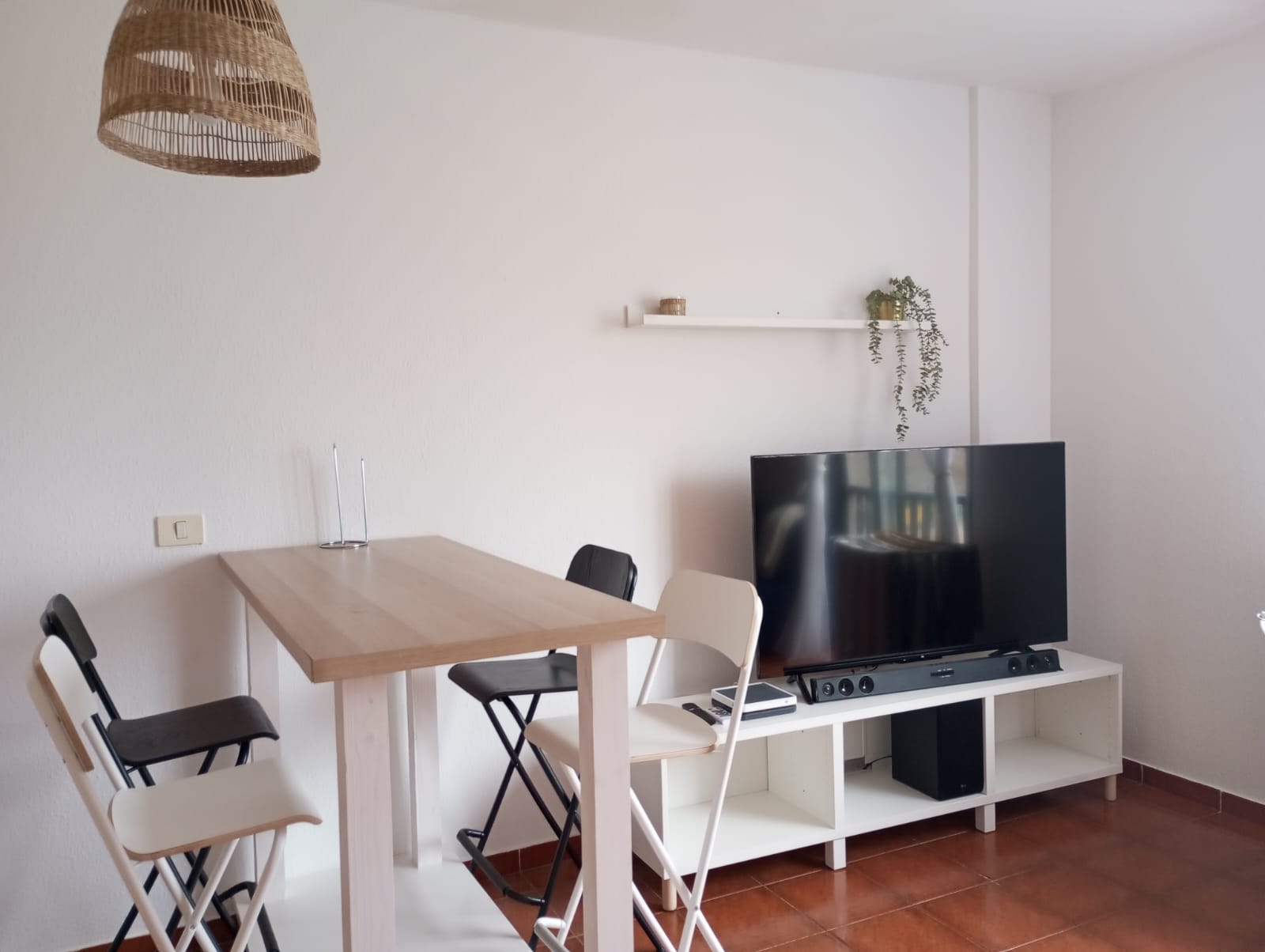 eb0f9523-dbe3-4633-8d4c-5139f411585e