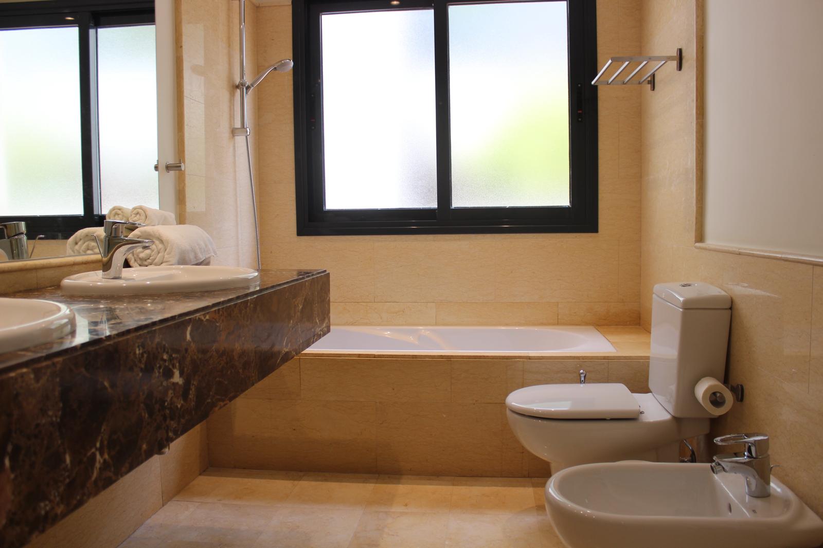 4b3f5916-7d2f-44dc-8116-95992f51b23b