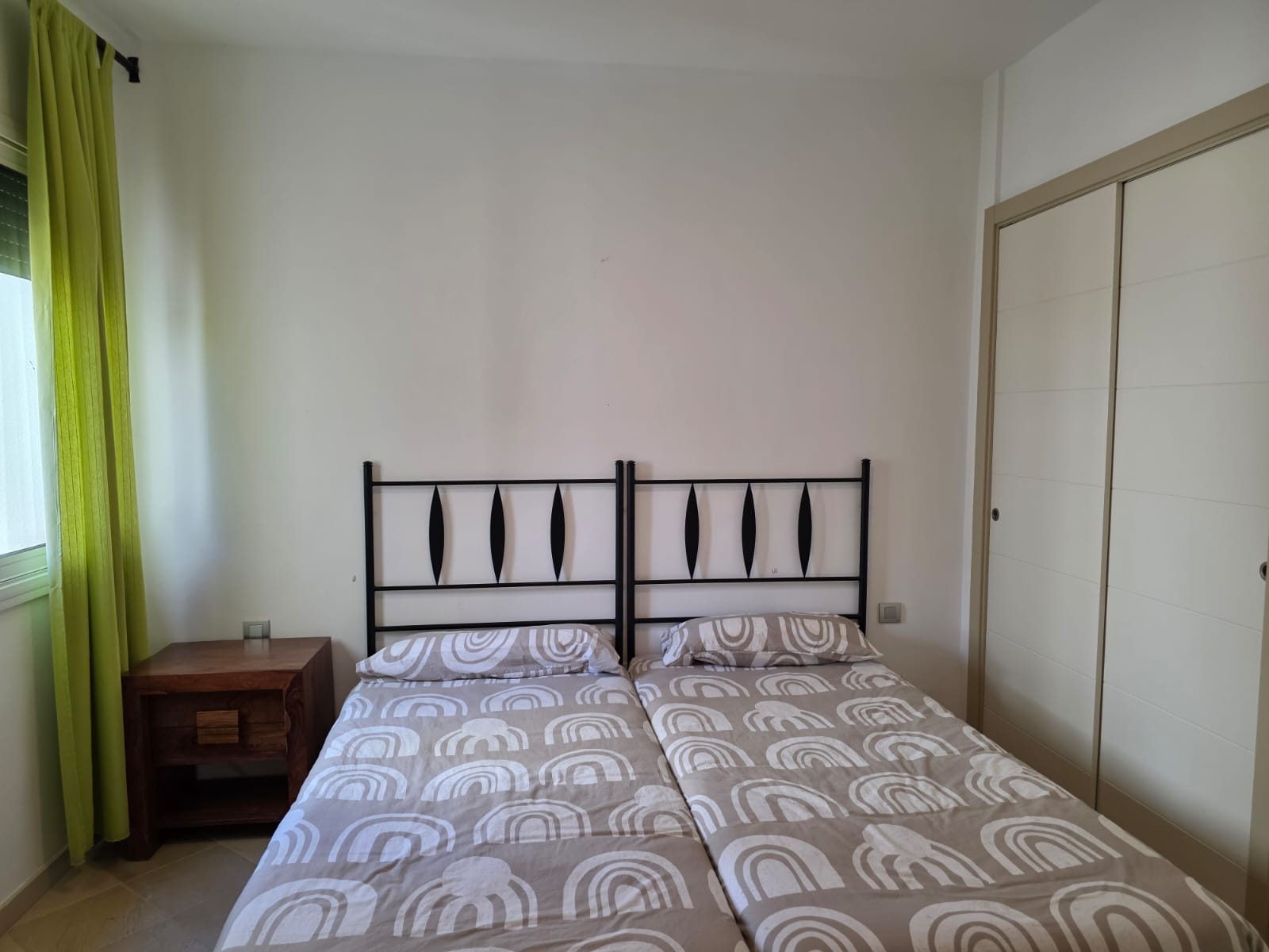 0df3d81c-bcfe-4b14-9a0d-c9f009d6048e