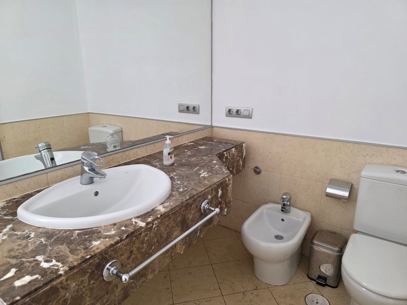 1ea6fb60-bd25-4995-88a9-486cfdd61223