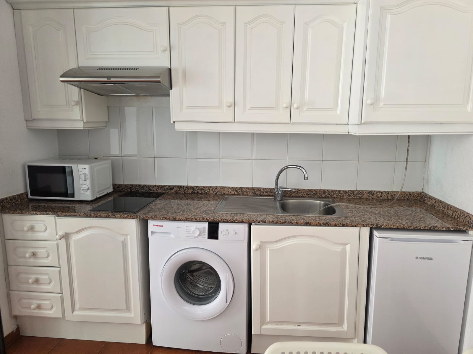 3b56bfc9-bc7a-43c8-b674-20f3d932e2ed