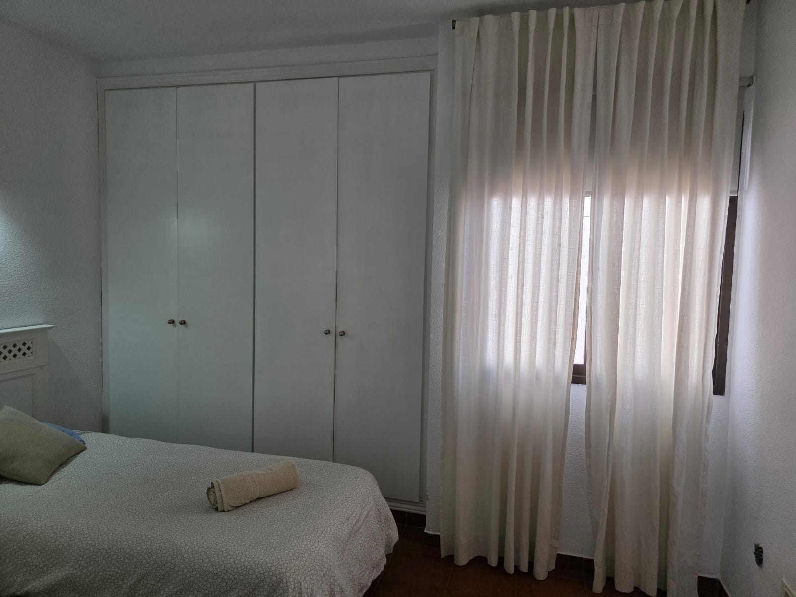 c5677303-5dd5-42a1-8746-ed8928a86ae1