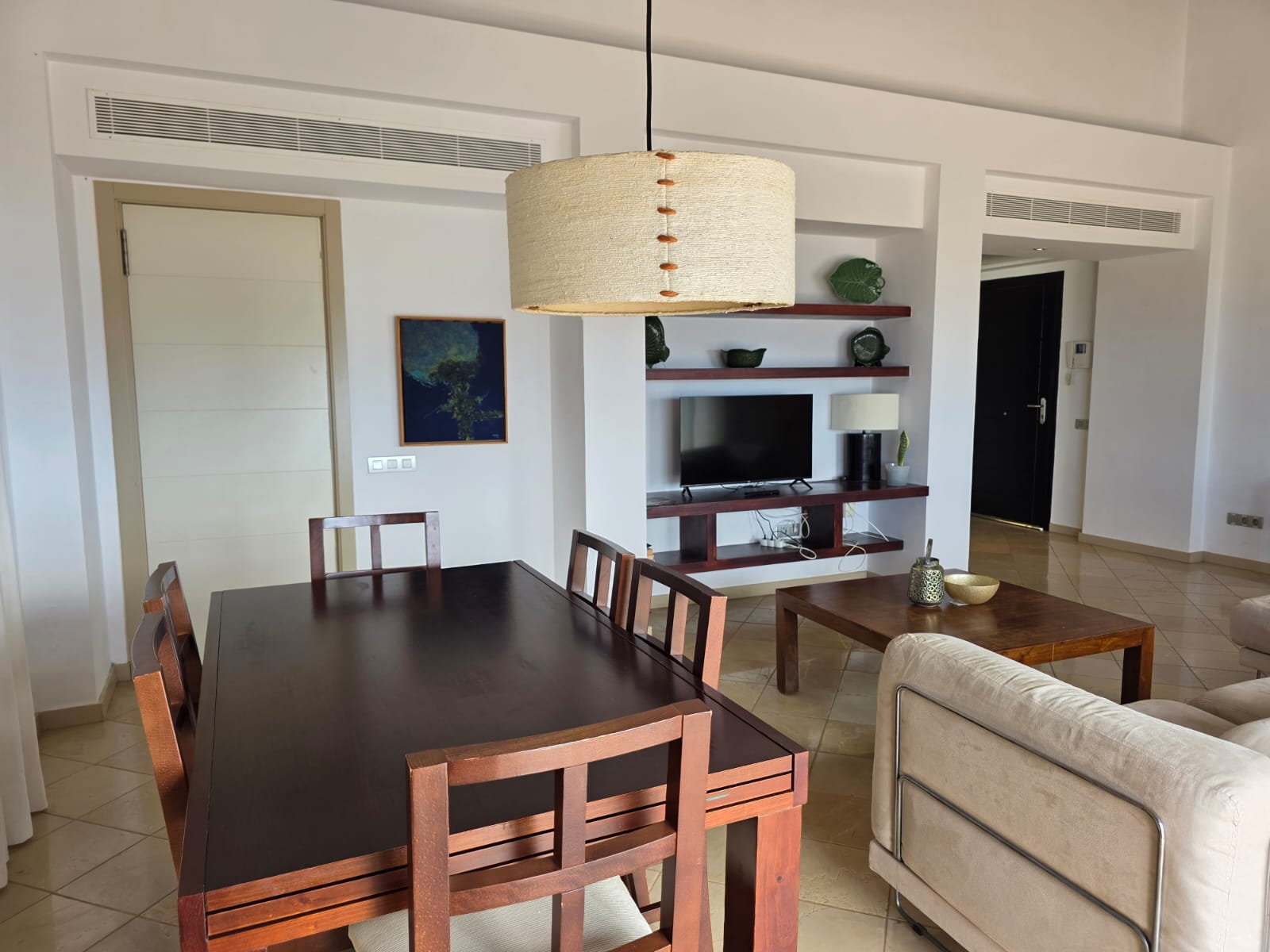 d71c6b8c-2afd-4bdd-be8c-465596b5d667