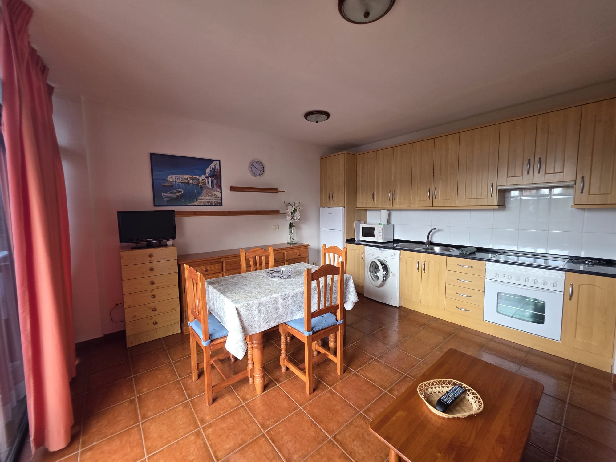 31b8be9e-c8c7-4b4d-b444-e9726f57bf97