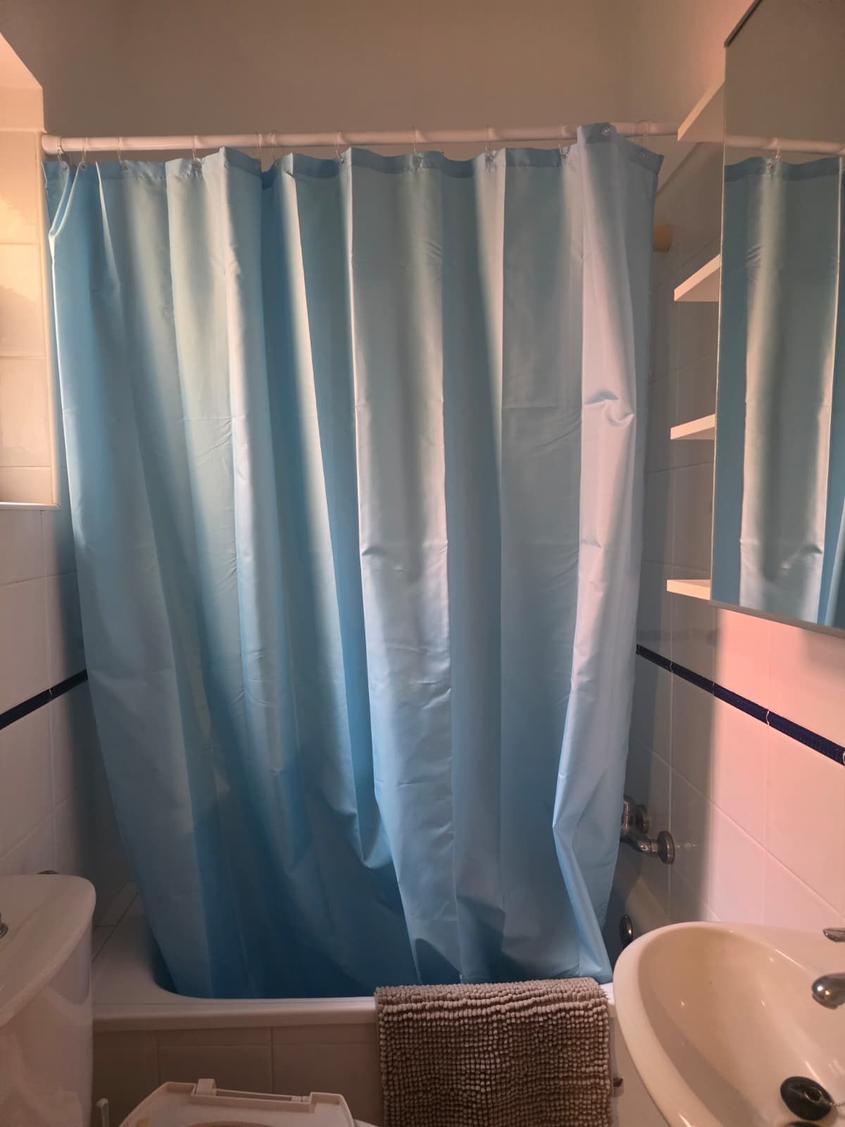 7be6c418-07c2-434c-b49b-32468a6d476a